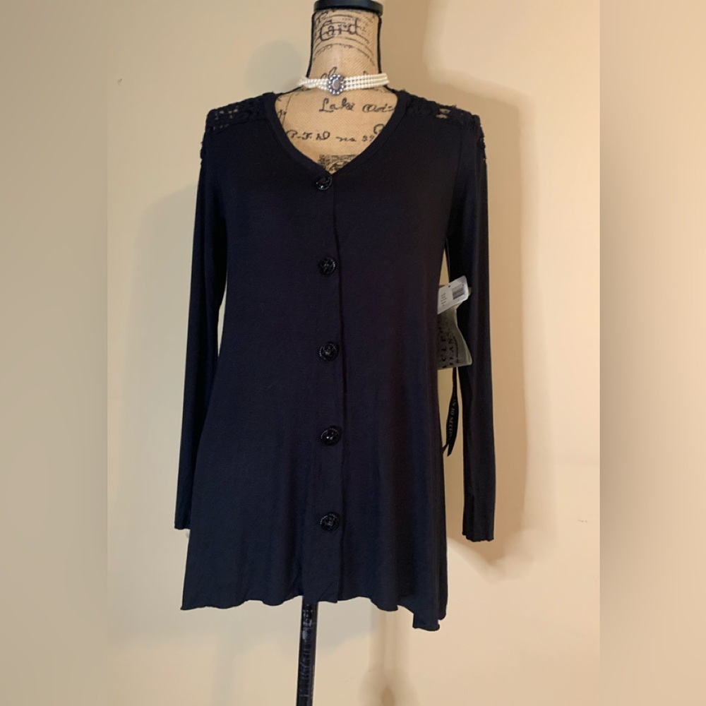 MIRACLEBODY black ladies 96% rayon lace inset flowy top size Medium NWT